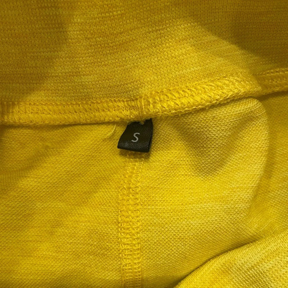 Alphalete Yellow Leggings Size Small - Picture 6 of 12